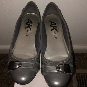 Dress shoes w/ORIGINAL BOX!